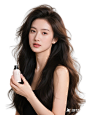气质美女  发质蓬松 高颅顶 头发披着  手里托着喷雾带盖子  露出全身