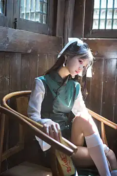 全面屏手机壁纸 - 一个专为全面屏和刘海屏手机适配的2K超高清壁纸网站