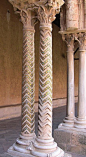 Инкрустированные колонны из клуатра Собора Монреале - Римская и византийская мозаика