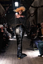 【巴黎高定时装周】Maison Margiela 2024年春夏高级定制女装&男装 ‘Artisanal ’_哔哩哔哩_bilibili