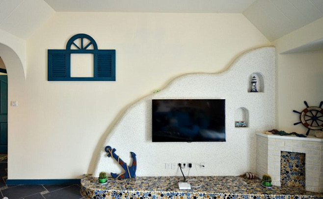 地中海风格客厅电视背景墙装修图片 - 美...