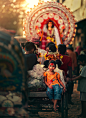 Beauty amidst chaos - From the streets of Dhaka : A collection of images from the streets of Dhaka, Bangladesh I have shot in the past year.Website: www.ashrafularefin.comInstagram: https://www.instagram.com/ashrafularefinFine-Art Instagram: https://www.i