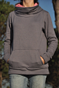 Wraparound hoodie : This is the ultimate hoodie! It manages to be both comfortable and stylish and the combination of grey and pink lining stands out brilliantly. I love