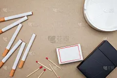 烟灰缸,香烟,滚铁环,褐色背景,太空,褐色,水平画幅,无人,有毒生物体,吸烟问题