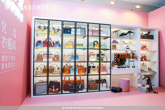 索菲亚路演巡展路演巡展，更多高清无水印照...