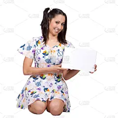 扎着马尾辫，穿着五颜六色复古连衣裙的女孩