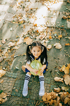 大海一凡采集到可爱小孩子