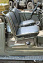 硬汉传说 苏制嘎斯69型营级指挥车 GAZ69 : 在二战的战场上，除了满街乱窜美制维利斯吉普，还有一种名气不那么大却同样性能出色的军用轻型越野车—苏制嘎斯67。