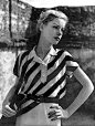 Lauren Bacall, Harper’s Bazaar, May 1943 (Louise Dahl-Wolfe) 美丽年代