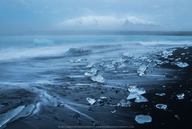 The ice World by Gre...