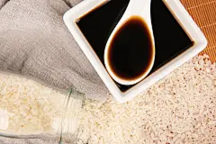 陈醋调味料佐料厨房用品摄影图