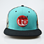 文创品牌《萨满》产品原创实物——嘻哈帽2