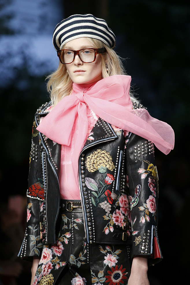 Gucci Spring 2016 Re...