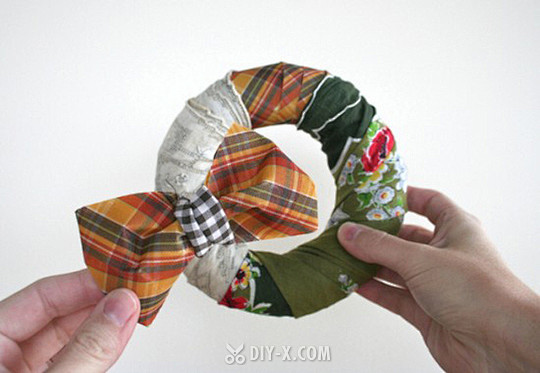 #DIY# 变废为宝之旧手帕变花环_布艺...