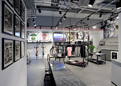 redrainlee采集到服装店