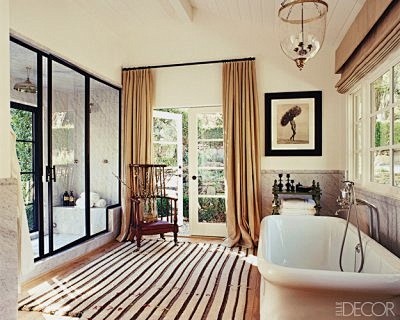 宁静放松的米色浴室设计