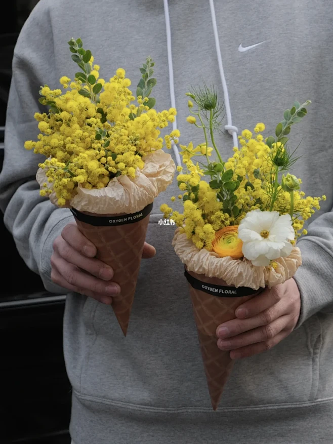 上海花店 女神节甜筒花 三月的金合欢是春...