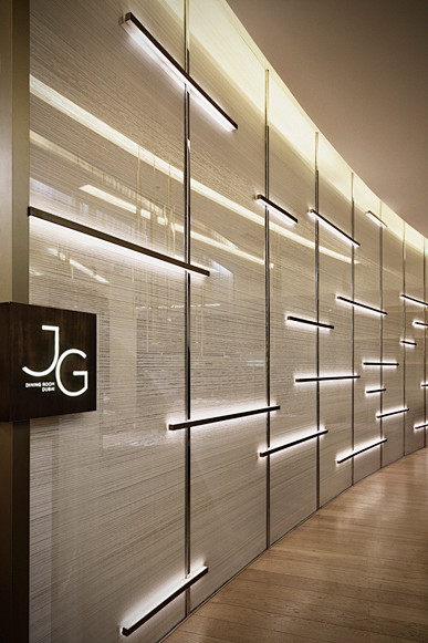 JG Dubai专卖店设计 | CURI...
