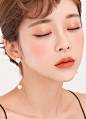 BEIGE CHUU WEAR FIT LIPSTICK  #126 ANER BROWN by 츄(chuu) : ♥완벽 매트립 웨어핏♥매트립이지만 바를때에는 촉촉하게!  기깔나는 컬러로, 보이는 그대로 발색!