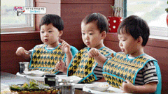 宋民国表情包在手，杀尽天下恩爱狗！！！