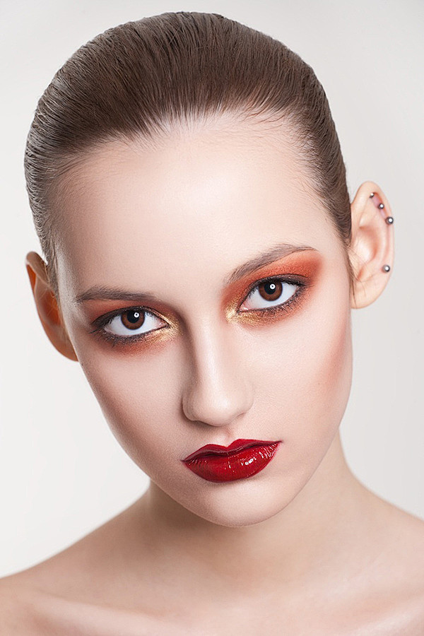 smoke makeup : several version of simple makeup