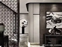 项目名称：汕头龙光御海天禧65#联排别墅样板房
项目地点 | 广东·汕头
项目面积 | 约720㎡
完工时间 | 2017年6月
主要材料 | 玉石、古铜不锈钢、手绘墙纸、皮革、实木地板、艺术砖、艺术玻璃
硬装设计 | 深圳创域设计有限公司  
主创设计师 | 殷艳明...展开全文c