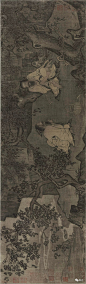 宋 李唐 采薇图 绢本设色 27.5cmx91cm 北京故宫藏。是一幅历史题材宣传画，示商末伯夷、叔齐“不食周粟”之事。武王伐纣，伯夷、叔齐二人赶到武王马前制止，武王不予理睬，克商之后，改天下为周。二兄弟深以为耻，决心不再吃从周朝土地上的粮食，于是隐居到首阳山采集野菜度日，最后饿死在山上。北宋国破，黄河以北多有苟且偷安、腼颜事敌的北宋臣子，不守节反失德，实在可耻。也仍有宁死不屈的大宋忠烈子民，深可歌泣，李唐有感为时人所画。该画首开“山水-人物”复合性绘画，人物不再是点景的人，是有故事的人。人物勾勒劲挺结实