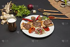 肉丸配芝士高汤照片