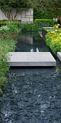 Slate Paddlestones in contemporary water feature at RHS Chelsea 2015