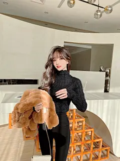 justcc卡卡女装官方旗舰双叶纹绒感高领蕾丝衫网红同款打底上衣女-淘宝网