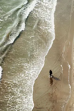 AI数字艺术创意大海沙滩海滩摄影图壁纸-众图网