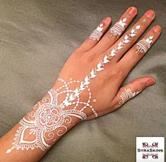 Henna by syraskins                                                                                                                                                                                 More
