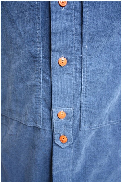 Front placket detail