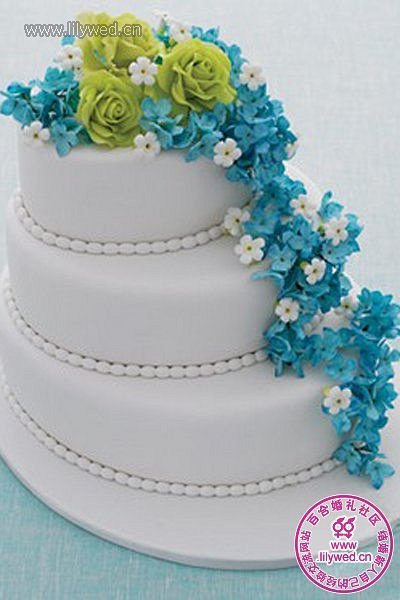甜甜的潮流婚礼蛋糕 装点幸福的爱情