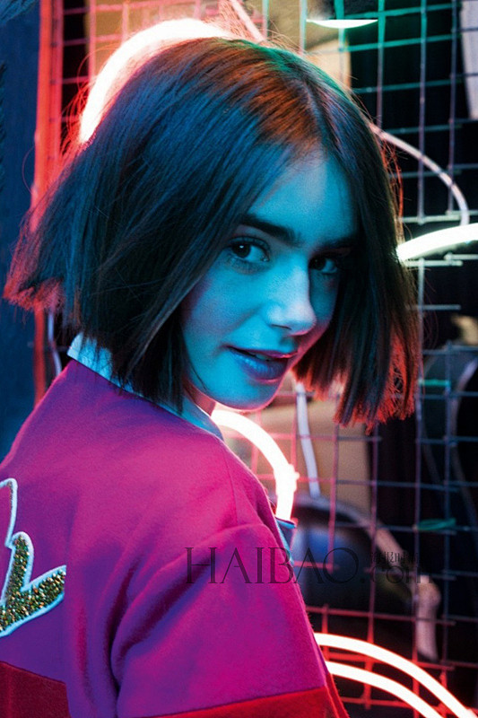 丽莉·柯林斯 (Lily Collins...