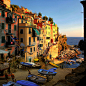 Sunset, Cinque Terre, Italy
photo via ysvoice