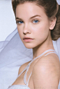 [转载]Barbara <wbr>Palvin...