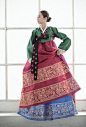 한복 Hanbok : Korean traditional clothes[dress]