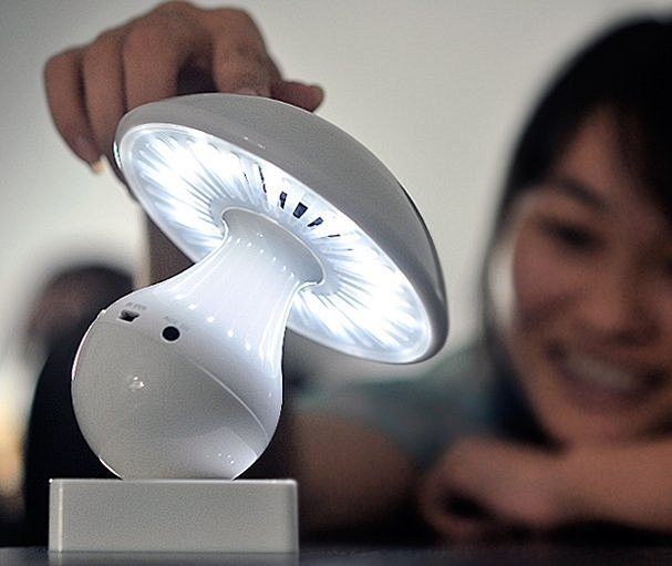 LED蘑菇灯和MP3的组合