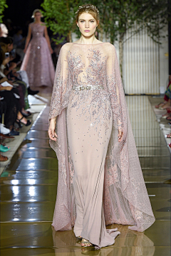 走心Q采集到fashion  show