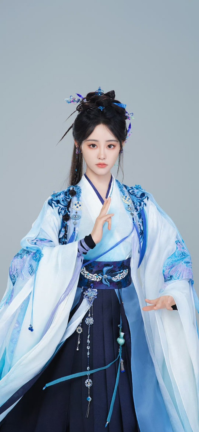 祝绪丹Bambi
✿