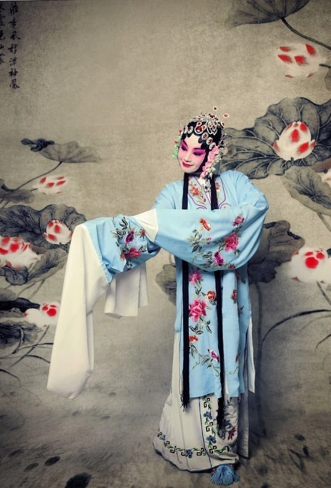 Beijing Opera。京剧。国剧。国粹。花旦。青衣。戏子。戏曲。妩媚。-花瓣网