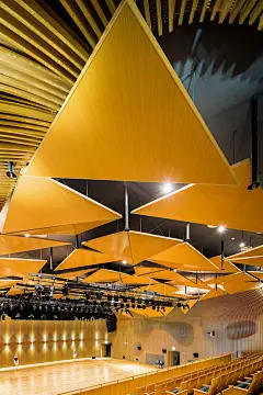 【艺术建筑】结构美学与未来主义的完美结合—韩国首尔新市政厅