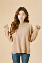 -5KG JEANS vol.61 by 츄(chuu) : ★ 누적판매 100만장돌파 ★ 허리부터 종아리까지 날씬하게 잡아주는 슬림핏 일자데님이에요! 밑단에 언발컷팅과 무릎 윗부분의 시크한 절개 포인트로 유니크하게 즐겨주세요 :)                    