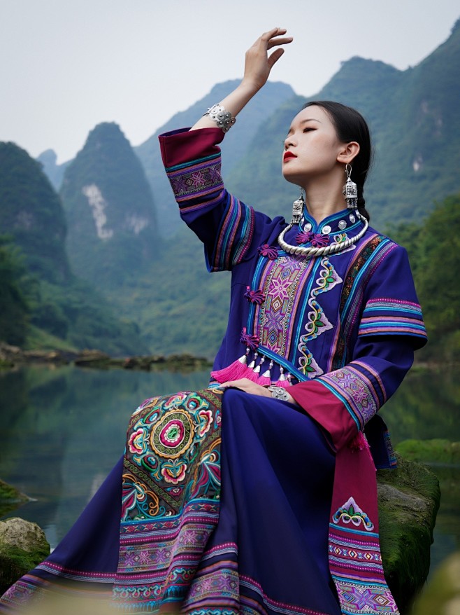 壮族