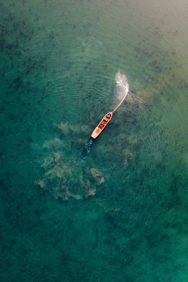 西湖水面清洁