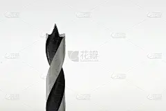 断路器碎钻