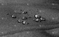 深色防水面料水滴关闭