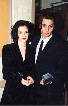 私奔到月采集到Winona Ryder