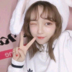 এ°Cutie采集到真人女头♡